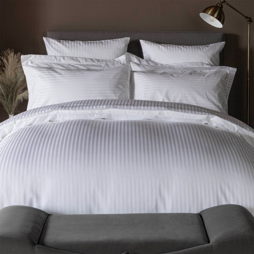 Σεντόνι Ξενοδοχείου Σατέν-ρίγα 280x300  80%cotton 20%polyester Πεννιέ 220tc