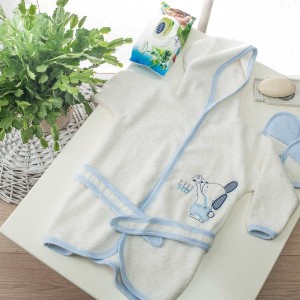 img-Art 4101 Σέτ μπουρνουζάκι & παντοφλάκι κεντημένο ( 1-2 ετών ) BEAUTY HOME FL