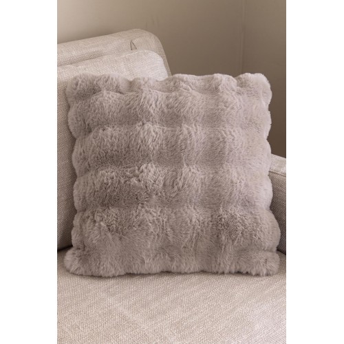 1060019 Διακοσμητική Μαξιλαροθήκη Cosy Faux Fur (45x45) 750gsm διπλής όψεως Royal Carpet - 45 x 45 cm img-1060019 Διακοσμητική Μαξιλαροθήκη Cosy Faux Fur (45x45) 750gsm διπλής όψεως Royal Carpet - 45 x 45 cm