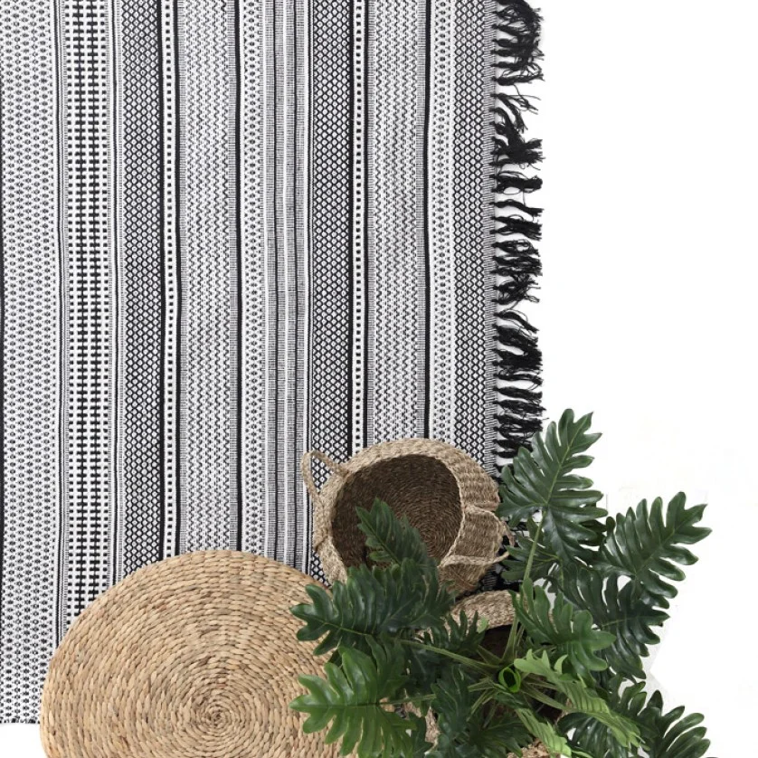 Χαλί Urban Cotton Kilim Samaira Black White Royal Carpet - 160 x 230 cm Χαλί Urban Cotton Kilim Samaira Black White Royal Carpet - 160 x 230 cm