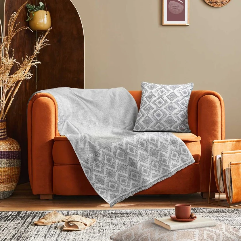 Ριχτάρι FOLK GREY Ριχτάρι διθέσιου καναπέ: 170 x 250 εκ. Ριχτάρι FOLK GREY Ριχτάρι διθέσιου καναπέ: 170 x 250 εκ.