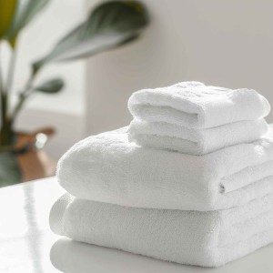 img-Πετσέτα VELORA Πετσέτα μπάνιου: 70 x 140 εκ.