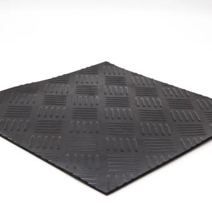 ΔΑΠΕΔΟ ΚΑΟΥΤΣΟΥΚ 9005 3mm CHECKER ΛΑΜΑΡΙΝΑ 1Μ NewPlan ΔΑΠΕΔΟ ΚΑΟΥΤΣΟΥΚ 9005 3mm CHECKER ΛΑΜΑΡΙΝΑ 1Μ NewPlan