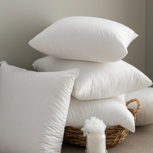 img-SOFA ΜΑΞΙΛ.ΦΙΓΟΥΡΑΣ 40Χ40